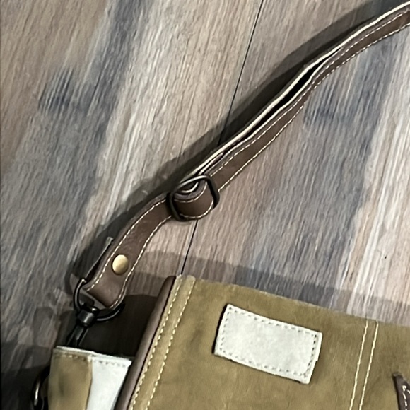 Myra canvas leather trim bag - Picture 3 of 10